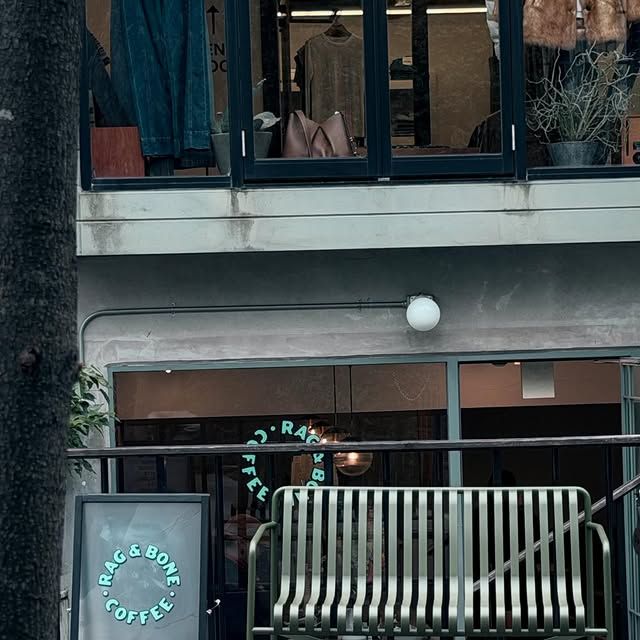rag & bone coffee - 渋谷 写真2