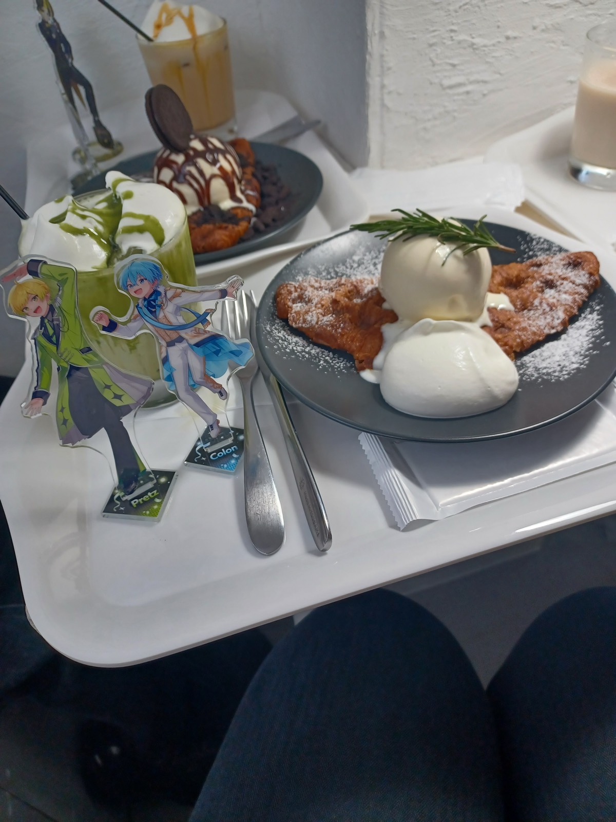 友達とカフェに行って推し活