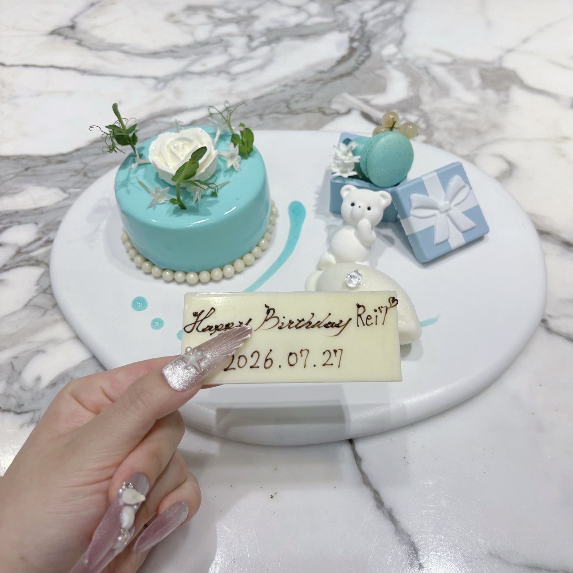 サムシングブルーのケーキが激カワ♡｜LOUANGE TOKYO Le Musee