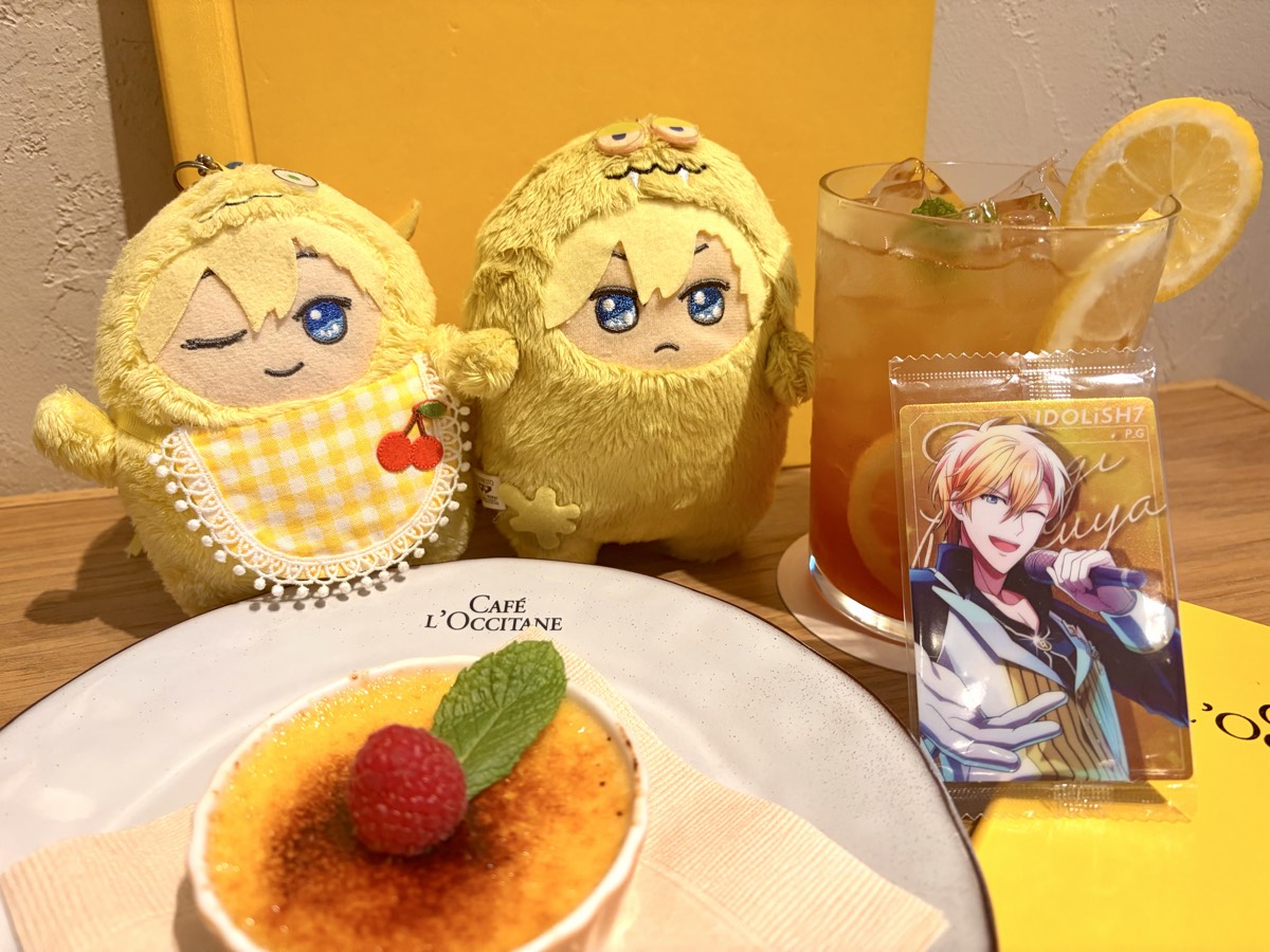 黄色のカフェ