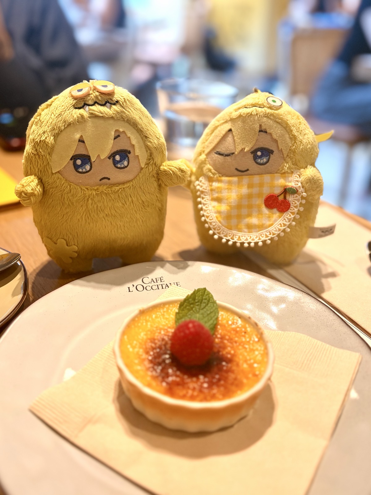 黄色のカフェ 3