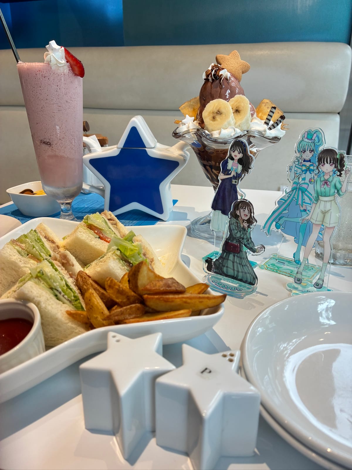 パフェテラス ミルキーウェイ（パフェテラスミルキーウェイ） | imako